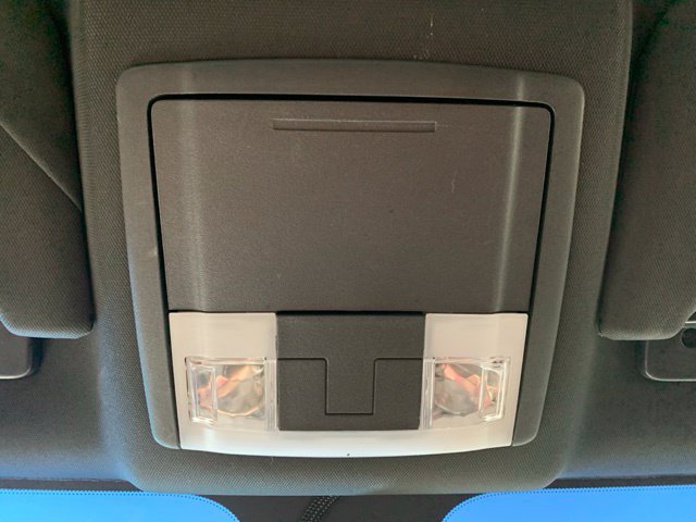 Used 2018 Ford Taurus SEL FWD image 28