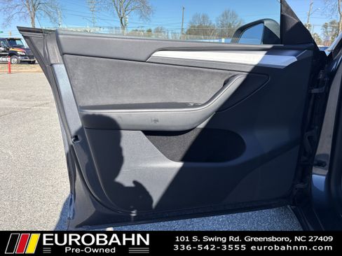 Used 2023 Tesla Model Y Long Range image 8