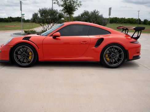 Used 2016 Porsche 911 GT3 RS RWD image 8
