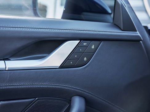 Used 2024 Porsche 911 Turbo image 30