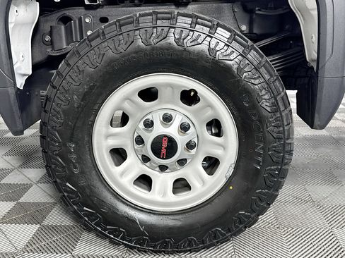 Used 2024 GMC Sierra 3500 Pro image 33