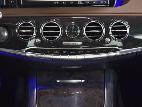 Used 2014 Mercedes-Benz S 550 Sedan image 18