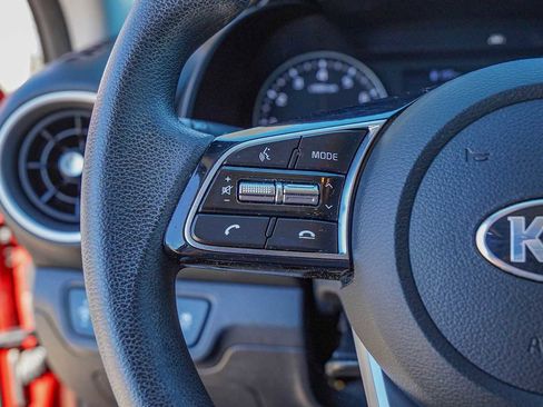 Used 2019 Kia Forte LXS image 13