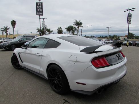 Used 2018 Ford Mustang Shelby GT350 w/ Electronics Package RWD image 5