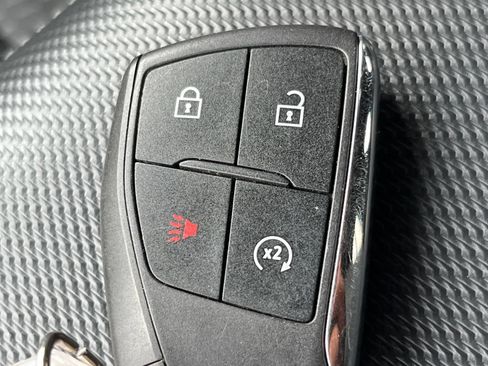Used 2025 Chevrolet Equinox LT FWD image 23