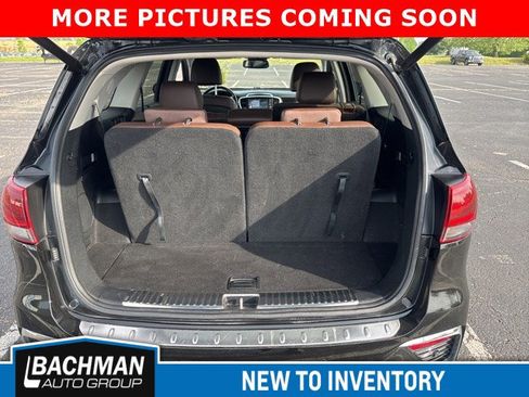 Used 2019 Kia Sorento SX FWD image 9