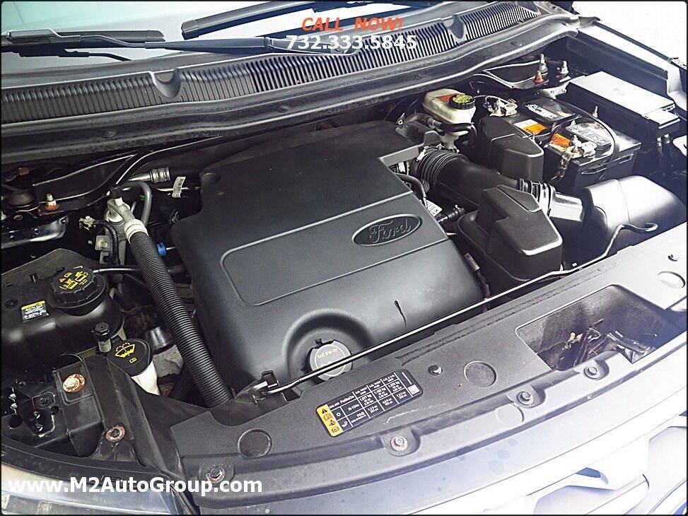 Used 2016 Ford Explorer XLT w/ Equipment Group 202A AWD/4WD image 26