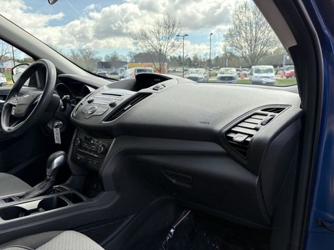 Used 2018 Ford Escape SE image 23