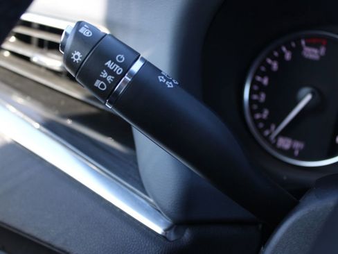 Used 2024 Buick Enclave Premium image 39