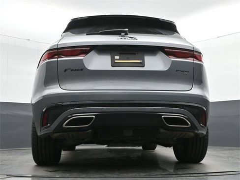 Used 2023 Jaguar F-PACE R-Dynamic S image 37