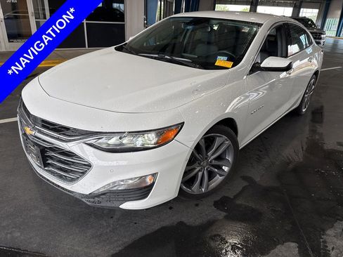 Used 2023 Chevrolet Malibu LT FWD image 1
