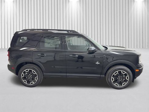 New 2026 Ford Bronco Sport Outer Banks AWD/4WD image 3