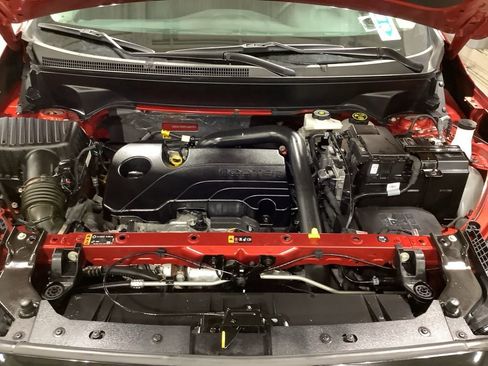 Used 2023 GMC Terrain SLE w/ Driver Convenience Package image 26