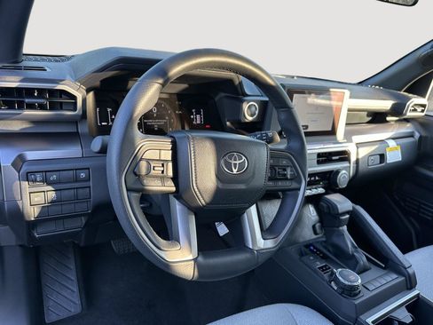 Used 2026 Toyota 4Runner SR5 AWD/4WD image 10
