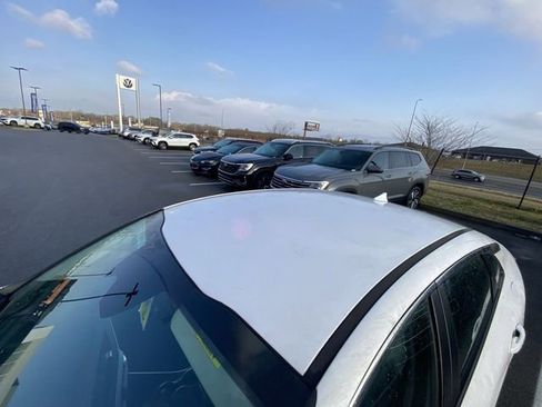 Used 2023 Kia K5 LXS image 3