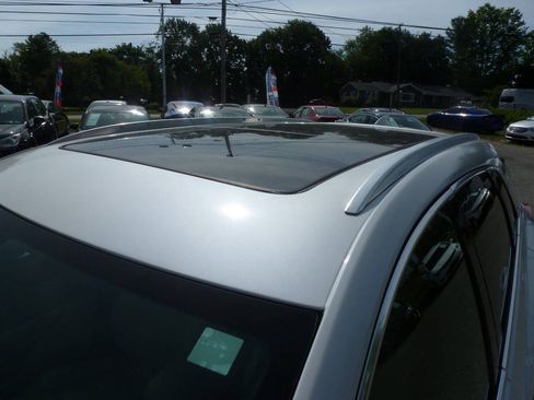 Used 2017 Cadillac XT5 Luxury w/ Driver Awareness Package AWD/4WD image 13