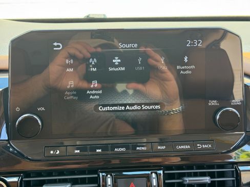 Used 2022 Nissan Pathfinder Platinum w/ Cargo Package FWD image 27