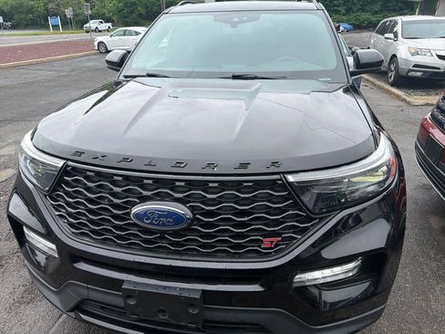 Used 2022 Ford Explorer ST w/ ST Street Pack AWD/4WD image 2