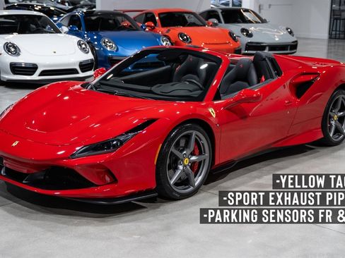 Used 2021 Ferrari F8 Tributo image 2