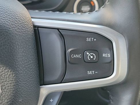 Used 2021 RAM 1500 Big Horn AWD/4WD image 34