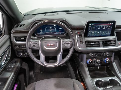 Used 2023 GMC Yukon SLE w/ Gmc Pro Safety Plus Package image 11