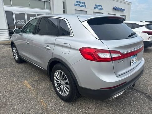 Used 2016 Lincoln MKX Select FWD image 6