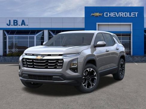 New 2026 Chevrolet Equinox LT AWD/4WD image 6