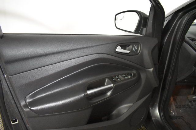 Used 2019 Ford Escape SEL AWD/4WD image 7