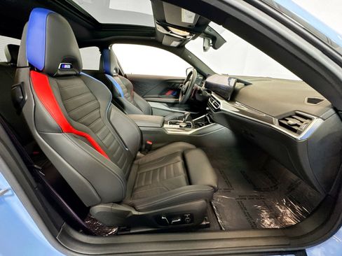 Used 2024 BMW M2 w/ Lighting Package image 27