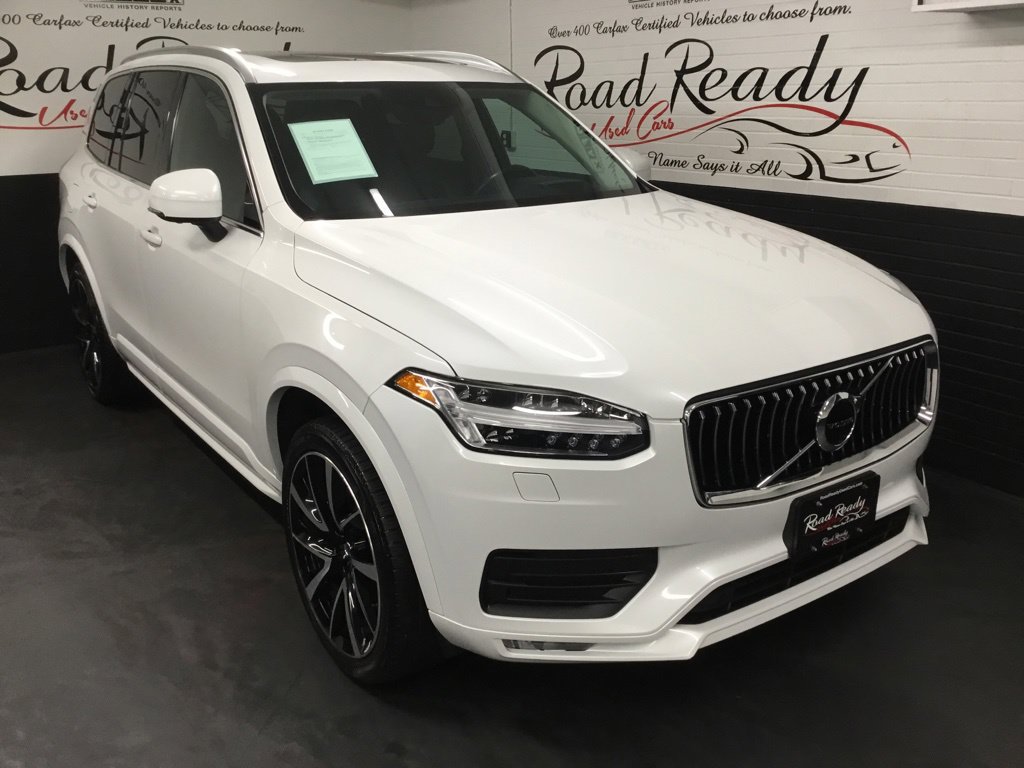 Used 2021 Volvo XC90 T6 Momentum AWD/4WD image 2