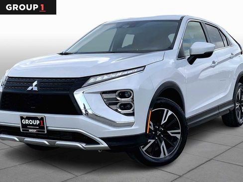 Used 2024 Mitsubishi Eclipse Cross SE image 1