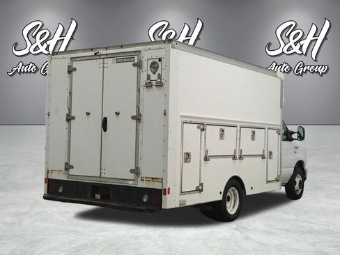 Used 2016 Ford E-350 and Econoline 350 Super Duty w/ Power Windows & Locks Group image 19