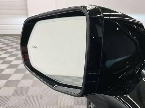 Used 2024 Cadillac XT6 Sport w/ LPO, Onyx Lite Package AWD/4WD image 41