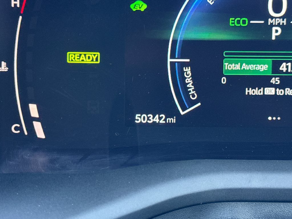 Used 2025 Toyota Camry LE FWD image 25