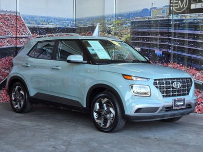 Used 2025 Hyundai Venue SEL