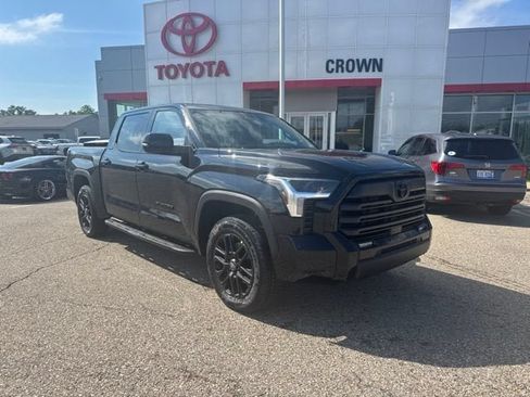 New 2026 Toyota Tundra Limited AWD/4WD image 1