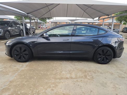 Used 2025 Tesla Model 3 Long Range RWD image 4