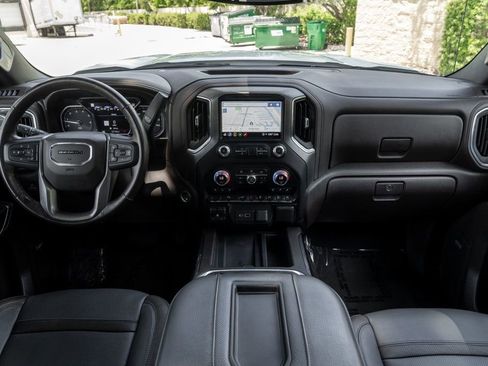 Used 2021 GMC Sierra 1500 Denali w/ Denali Premium Package image 16