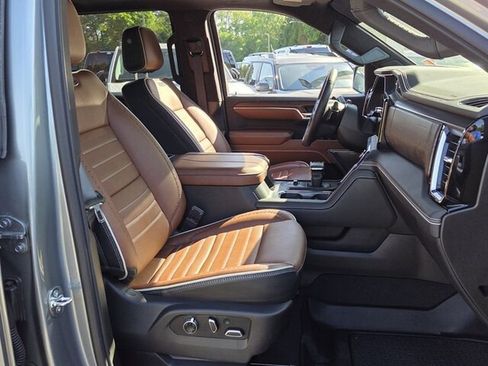 Used 2026 GMC Sierra 1500 Denali Ultimate image 17