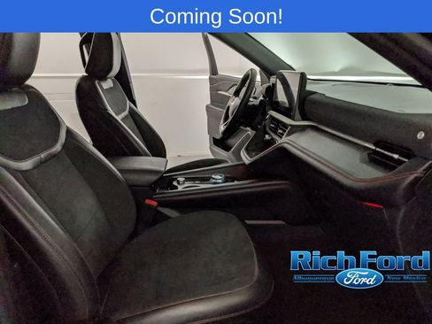 Certified 2025 Ford Explorer ST image 22