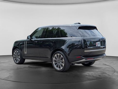 Used 2023 Land Rover Range Rover SE AWD/4WD image 7