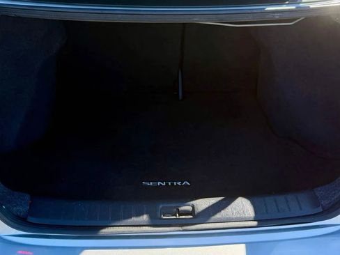 Used 2019 Nissan Sentra SV image 7