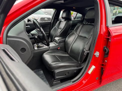 Used 2022 Dodge Charger SXT w/ Leather Interior Group RWD image 18