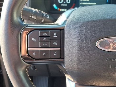 Used 2024 Ford Expedition Platinum image 22