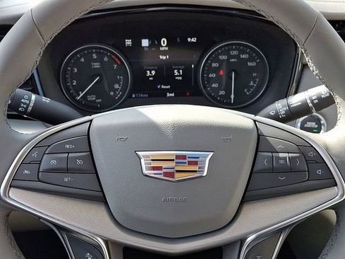 New 2026 Cadillac XT5 Premium Luxury w/ LPO, Floor Liner Package AWD/4WD image 14