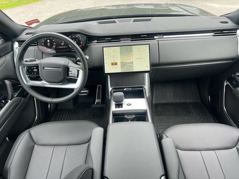 New 2026 Land Rover Range Rover Long Wheelbase SE AWD/4WD image 26