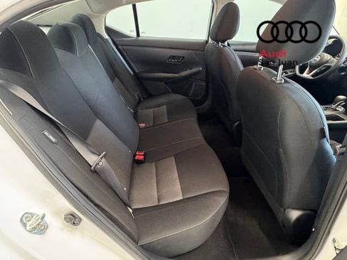 Used 2025 Nissan Sentra SV image 16