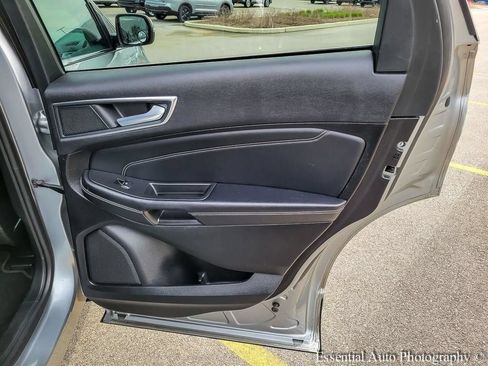 Used 2024 Ford Edge Titanium AWD/4WD image 30