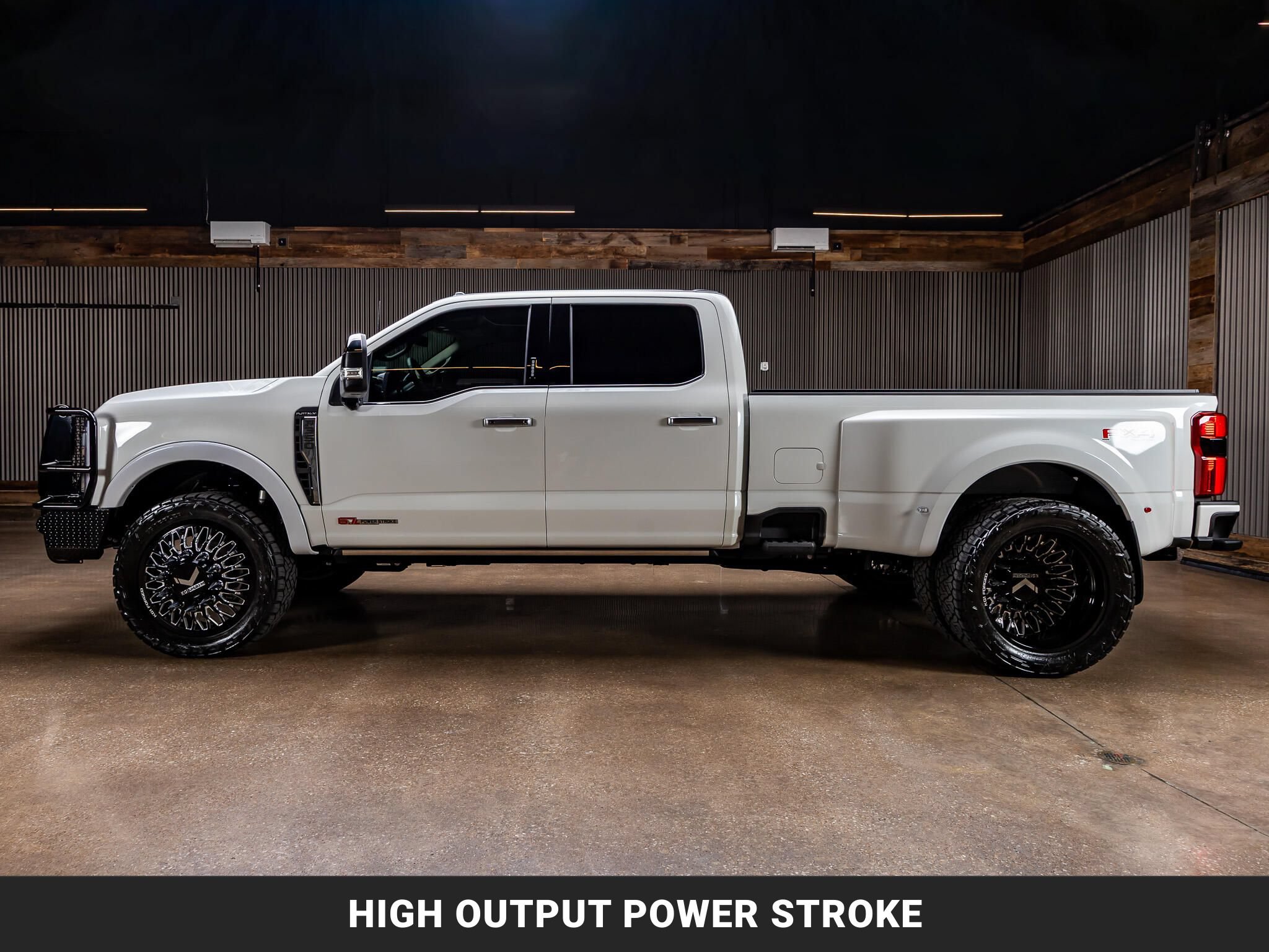 Used 2026 Ford F350 Platinum w/ Platinum Plus Package AWD/4WD image 5