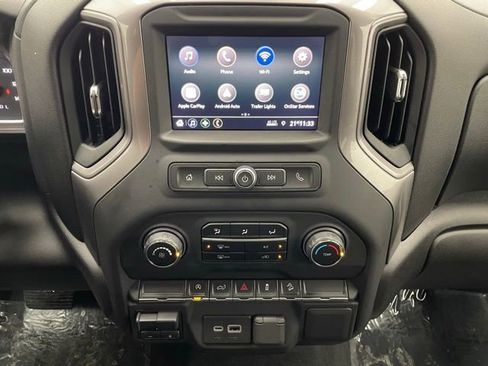 Used 2021 Chevrolet Silverado 1500 Custom Trail Boss w/ Safety Confidence Package image 3